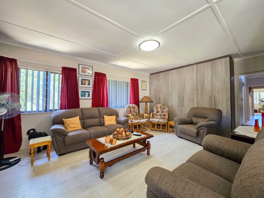 4 Bedroom Property for Sale in Stilbaai Wes Western Cape